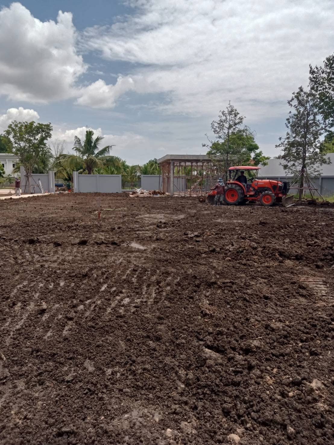 17 - https://ดินหินทรายปลวกแดง.com | บริการจำหน่าย หิน ดิน ทราย ทุกชนิด และรับเหมาถมที่ ขุดสระ ทำกำแพงกันดิน รั้วครบวงจร พร้อมบริการให้เช่ารถแม็คโครเล็กในพื้นที่ปลวกแดง ระยอง ศรีราชา และใกล้เคียง