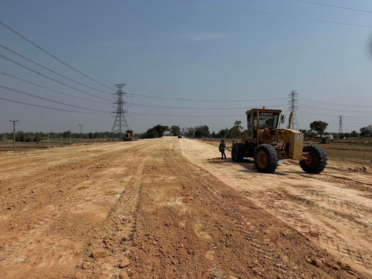 43 - https://ดินหินทรายปลวกแดง.com | บริการจำหน่าย หิน ดิน ทราย ทุกชนิด และรับเหมาถมที่ ขุดสระ ทำกำแพงกันดิน รั้วครบวงจร พร้อมบริการให้เช่ารถแม็คโครเล็กในพื้นที่ปลวกแดง ระยอง ศรีราชา และใกล้เคียง