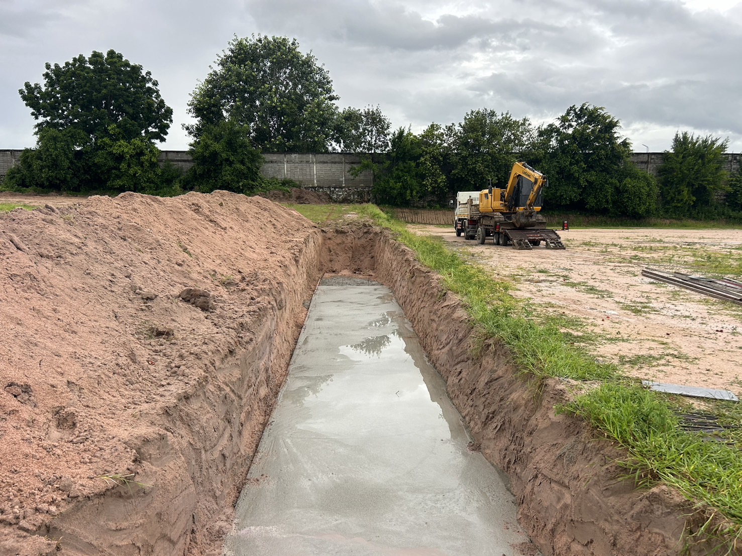 65 - https://ดินหินทรายปลวกแดง.com | บริการจำหน่าย หิน ดิน ทราย ทุกชนิด และรับเหมาถมที่ ขุดสระ ทำกำแพงกันดิน รั้วครบวงจร พร้อมบริการให้เช่ารถแม็คโครเล็กในพื้นที่ปลวกแดง ระยอง ศรีราชา และใกล้เคียง