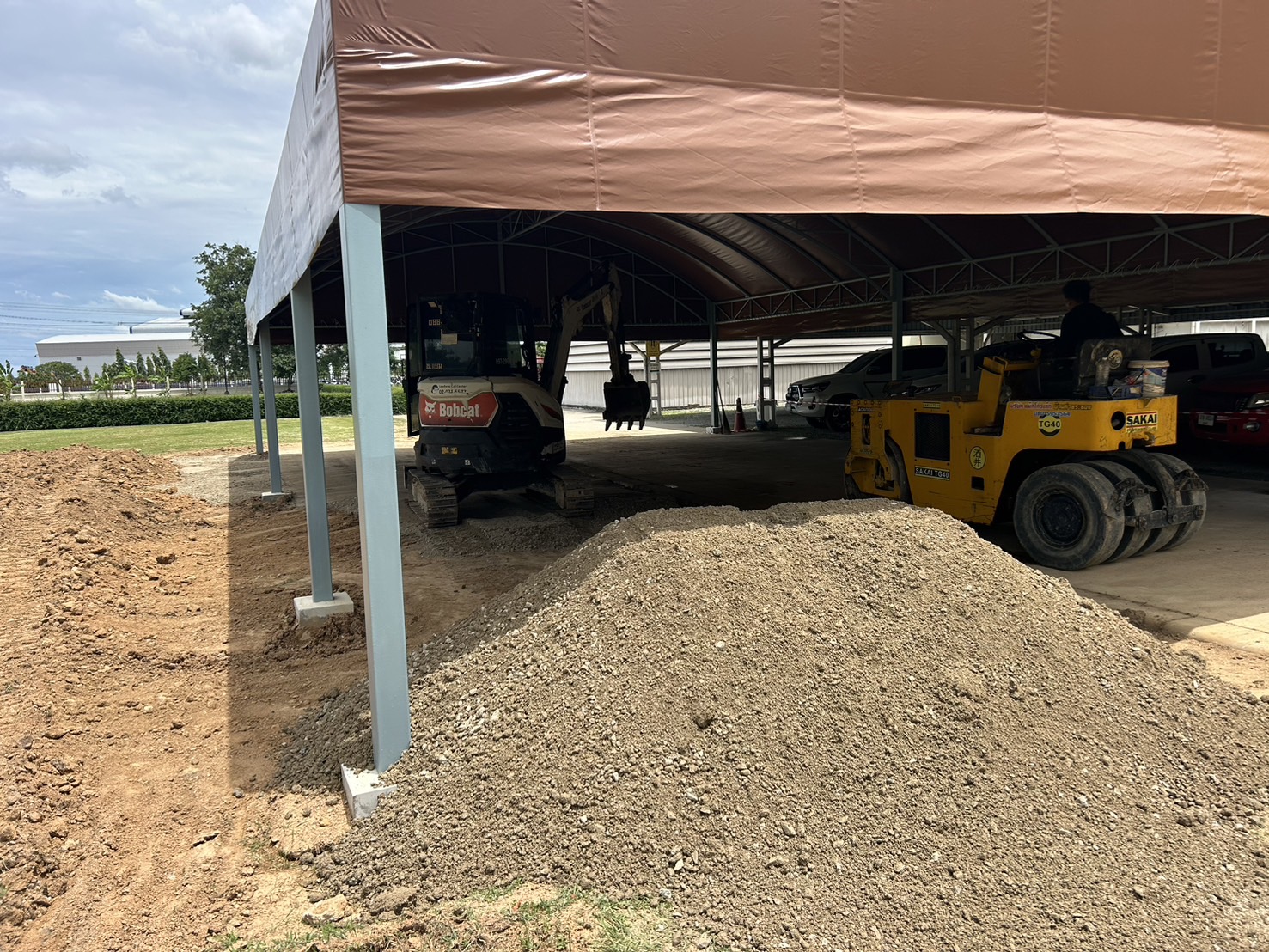 70 - https://ดินหินทรายปลวกแดง.com | บริการจำหน่าย หิน ดิน ทราย ทุกชนิด และรับเหมาถมที่ ขุดสระ ทำกำแพงกันดิน รั้วครบวงจร พร้อมบริการให้เช่ารถแม็คโครเล็กในพื้นที่ปลวกแดง ระยอง ศรีราชา และใกล้เคียง