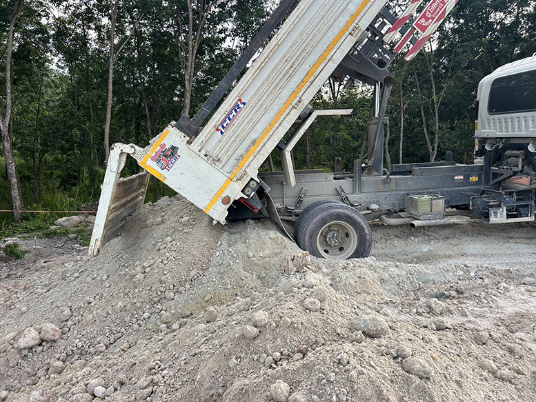 86 - https://ดินหินทรายปลวกแดง.com | บริการจำหน่าย หิน ดิน ทราย ทุกชนิด และรับเหมาถมที่ ขุดสระ ทำกำแพงกันดิน รั้วครบวงจร พร้อมบริการให้เช่ารถแม็คโครเล็กในพื้นที่ปลวกแดง ระยอง ศรีราชา และใกล้เคียง