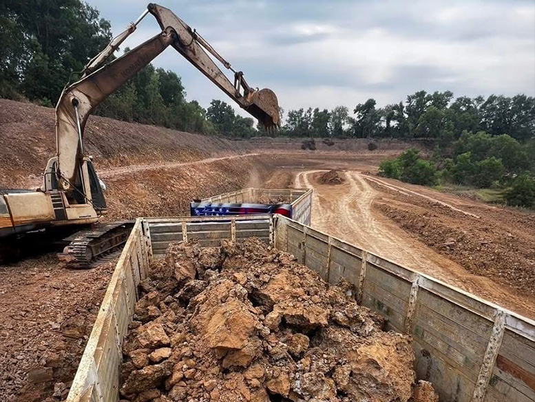 89 - https://ดินหินทรายปลวกแดง.com | บริการจำหน่าย หิน ดิน ทราย ทุกชนิด และรับเหมาถมที่ ขุดสระ ทำกำแพงกันดิน รั้วครบวงจร พร้อมบริการให้เช่ารถแม็คโครเล็กในพื้นที่ปลวกแดง ระยอง ศรีราชา และใกล้เคียง